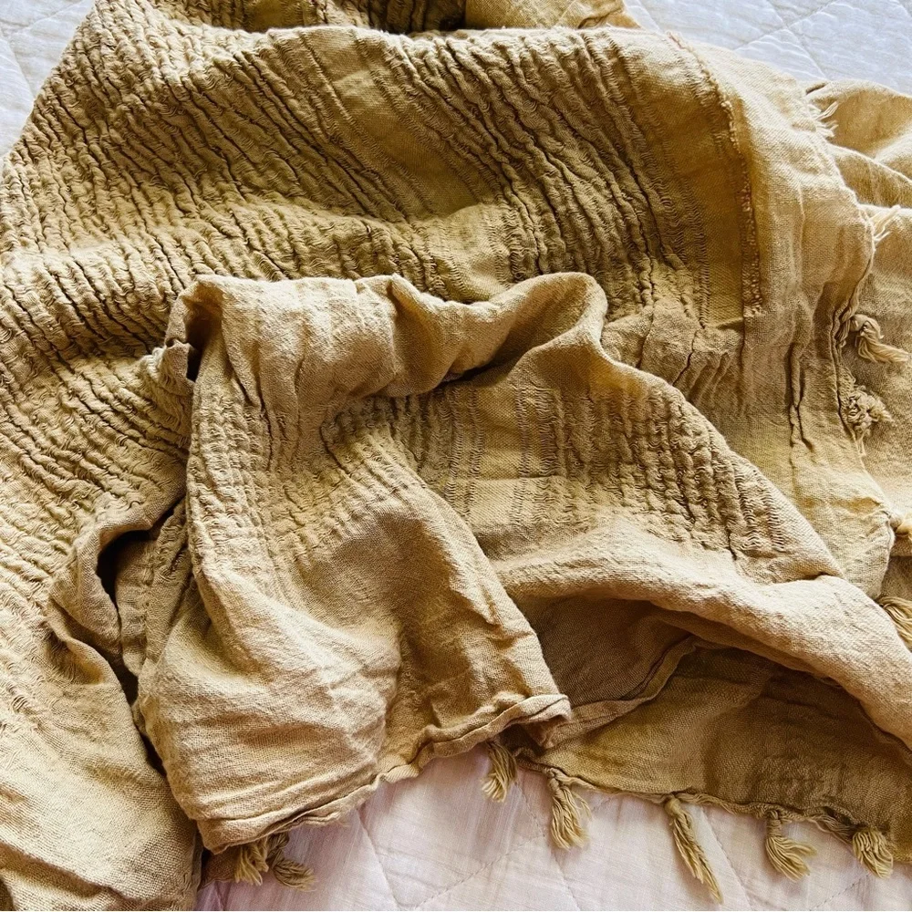 N/A 40”x45” cotton